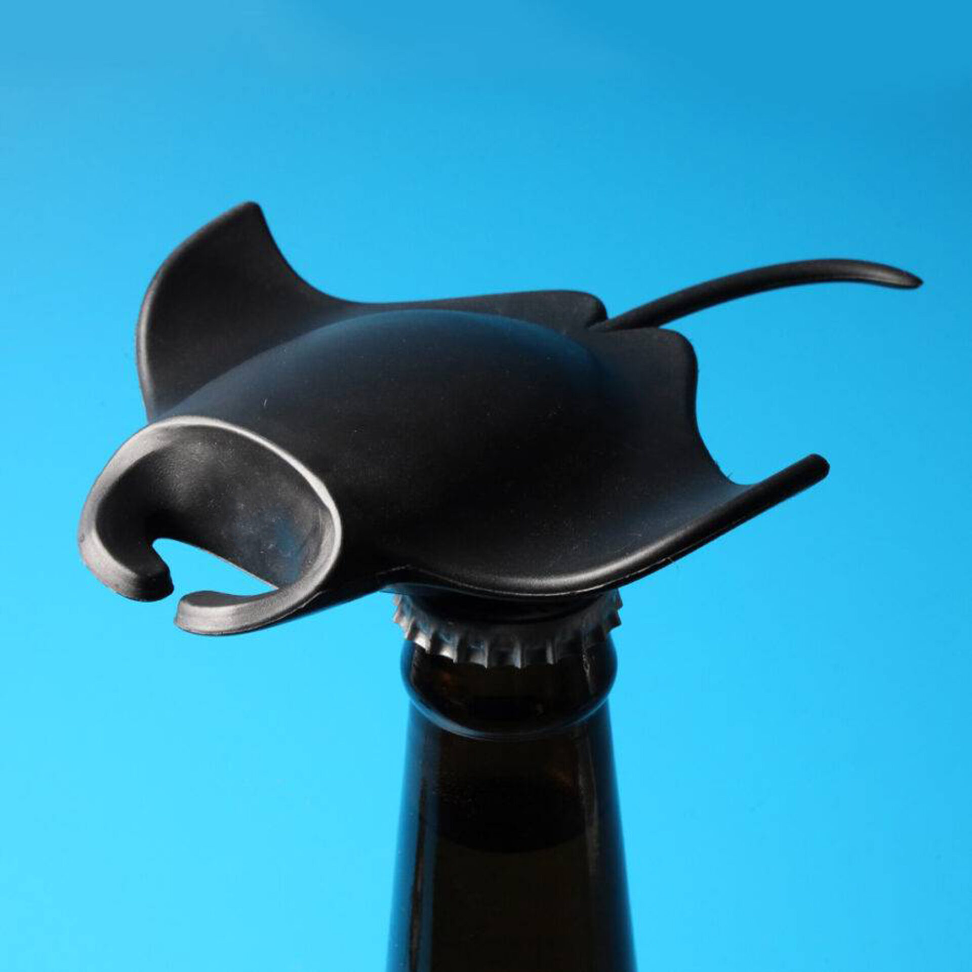 Décapsuleur magnétique raie manta