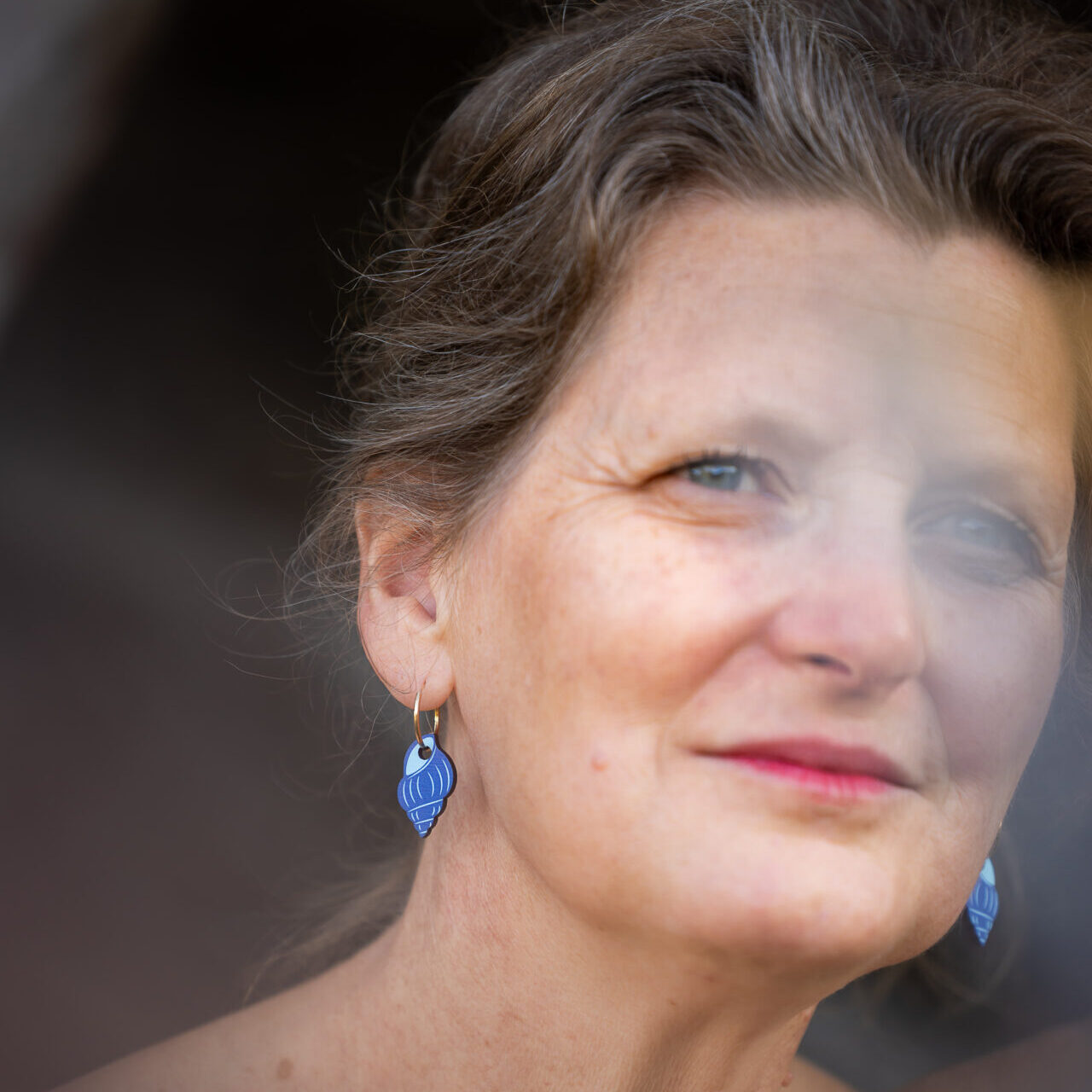 Boucles d'oreilles pampille coquillage bleu-shooting
